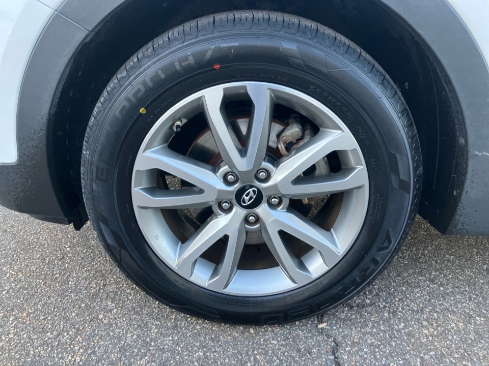 Used 2015 Hyundai Santa Fe Sport 2.0T image 30