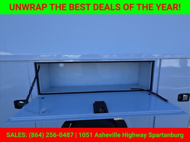 New 2025 Chevrolet Express 3500 w/ Power Convenience Package image 23