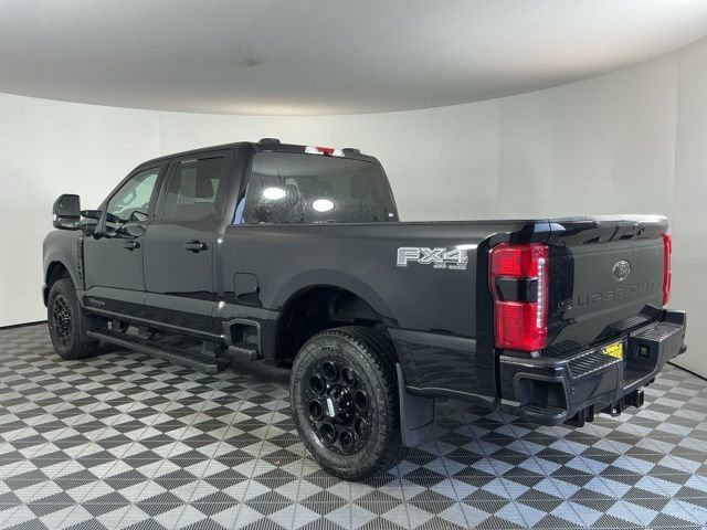 Used 2025 Ford F350 Lariat w/ Black Appearance Package AWD/4WD image 6
