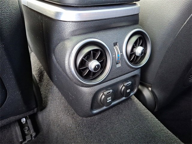 Used 2022 Kia Stinger GT1 image 11