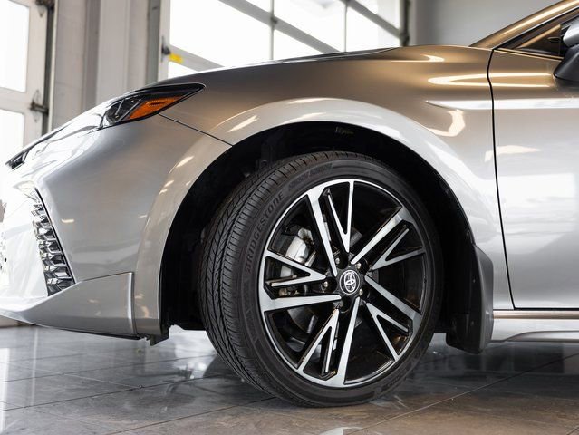 Used 2025 Toyota Camry XSE image 7