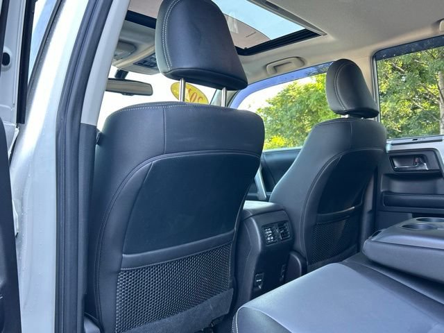 Used 2019 Toyota 4Runner SR5 Premium AWD/4WD image 31
