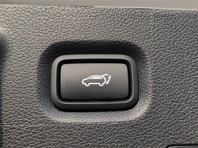 Used 2023 Hyundai Santa Fe SEL Premium w/ Cargo Package image 29