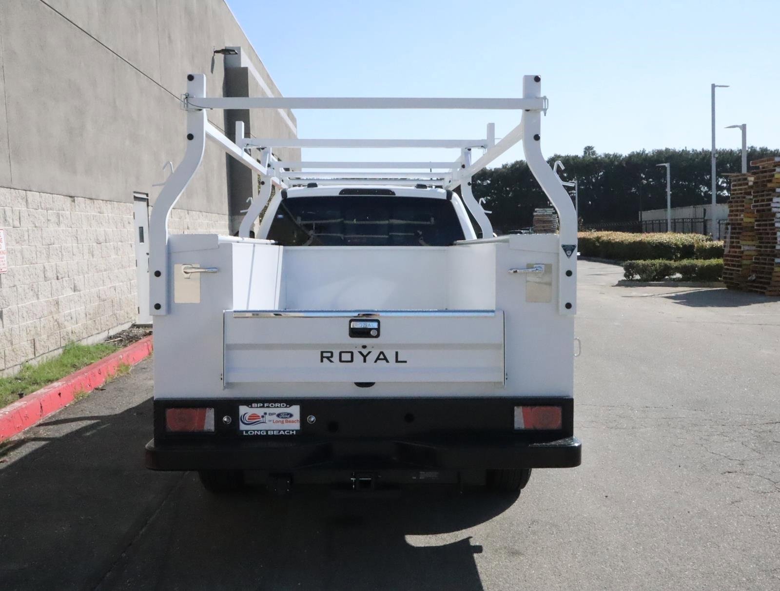 Used 2024 Ford F350 XL w/ XL Chrome Package image 5