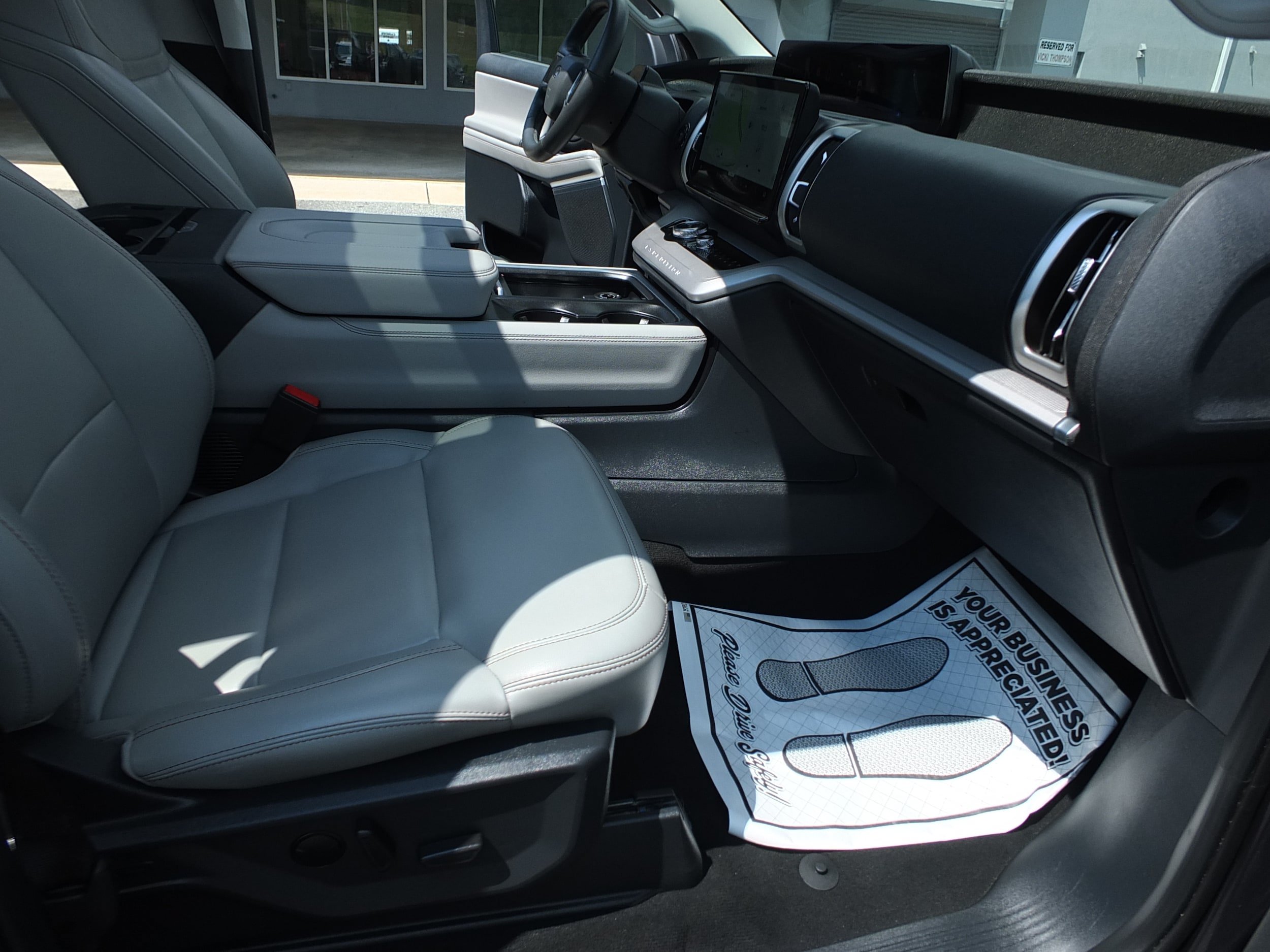 Used 2025 Ford Expedition Max Active RWD image 15