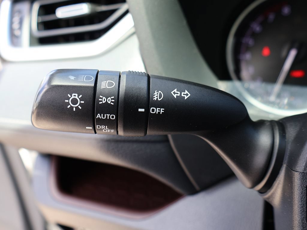 Used 2019 Toyota RAV4 Limited w/ Advanced Technology Package AWD/4WD image 42