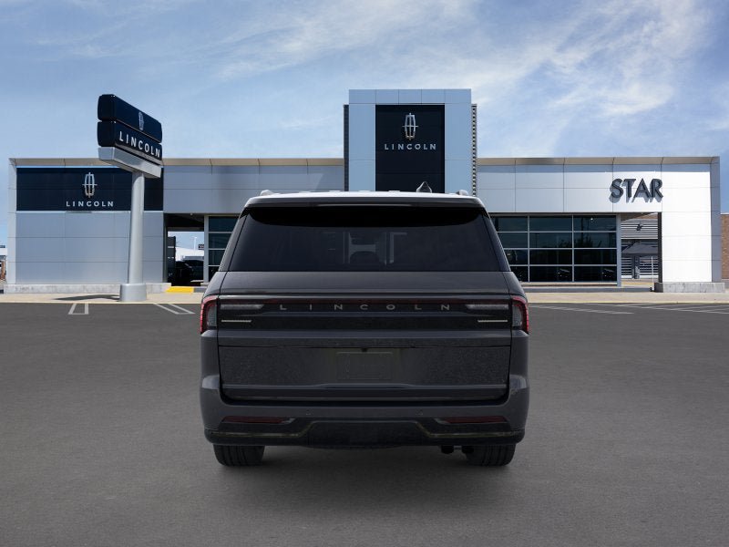 New 2026 Lincoln Navigator L Reserve w/ Jet Appearance Package AWD/4WD image 5