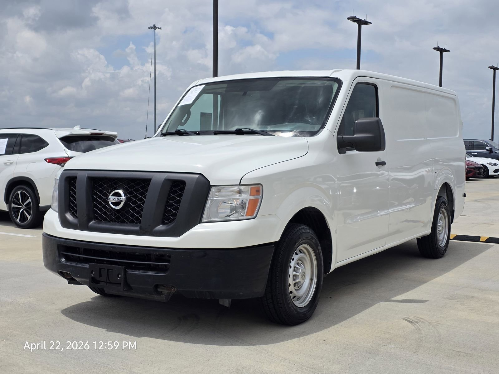 Used 2012 Nissan NV 1500 S w/ Side Curtain Airbag Pkg RWD image 2