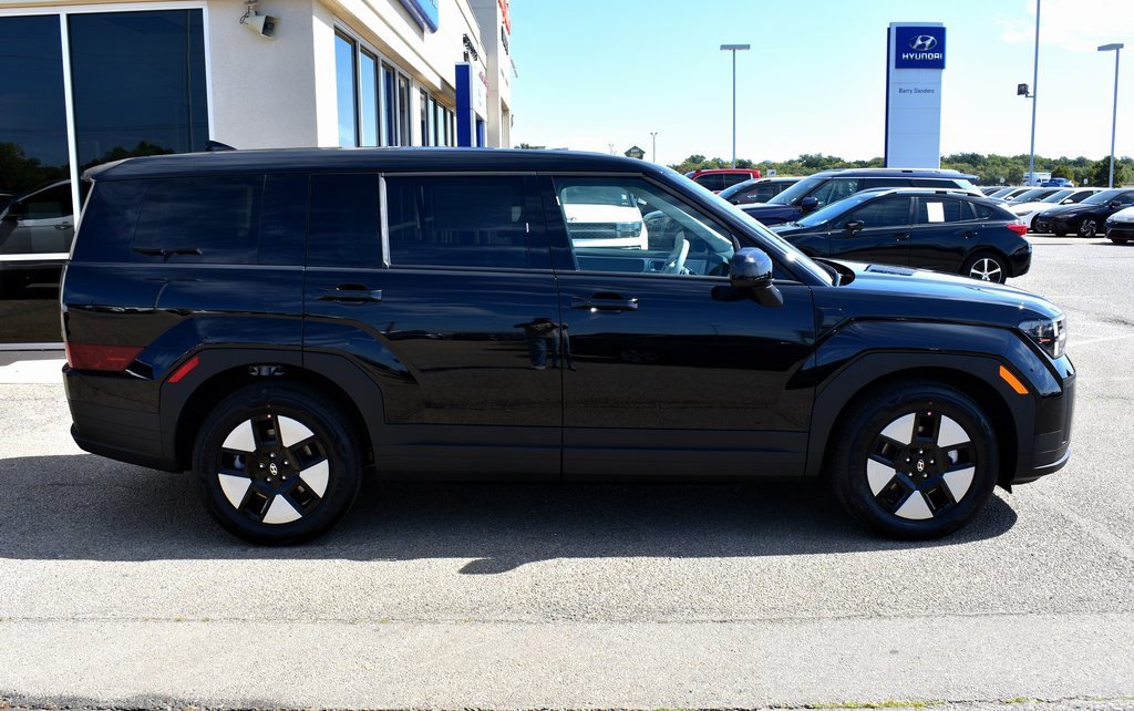New 2026 Hyundai Santa Fe SE image 3