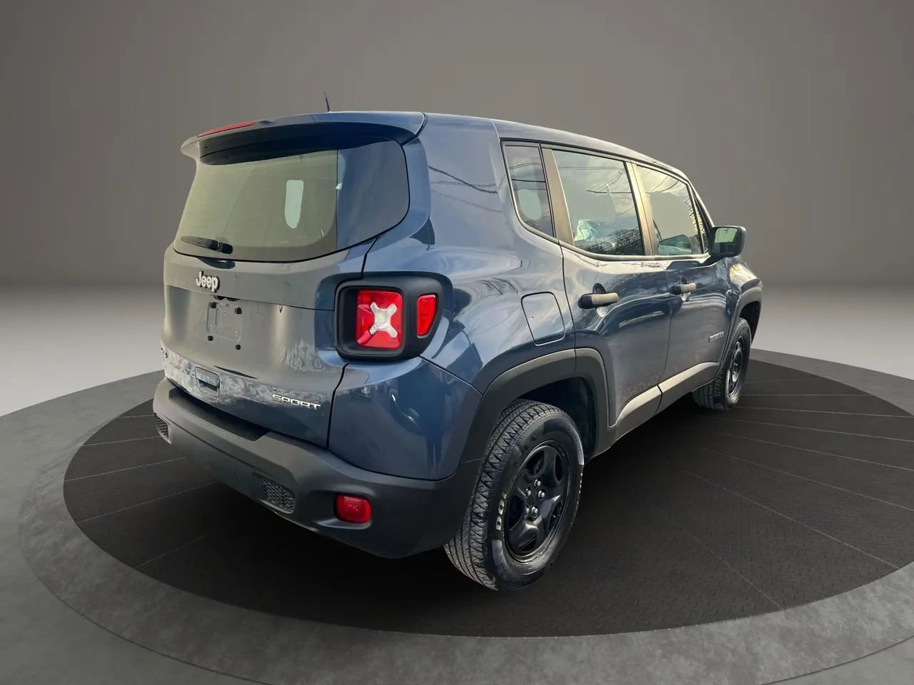 Used 2021 Jeep Renegade Sport image 5