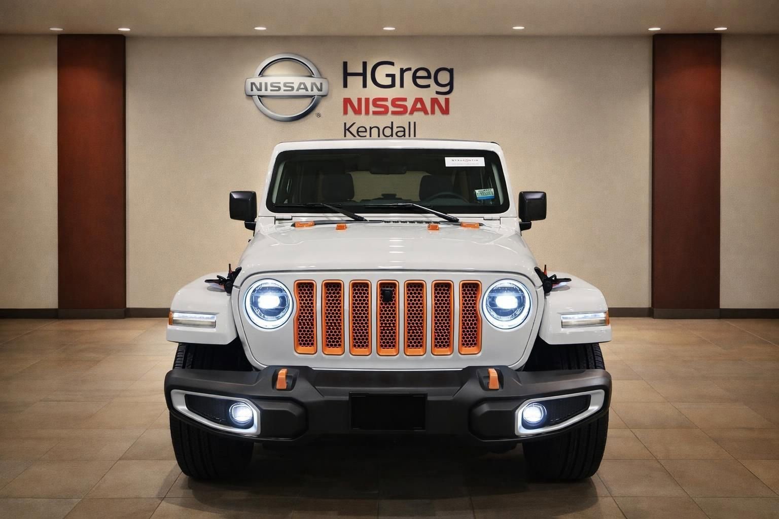 Used 2024 Jeep Wrangler Unlimited Sahara w/ Technology Group image 5
