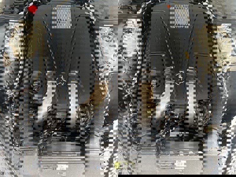 Used 2015 Mercedes-Benz SL 550 w/ White Arrow Edition image 24