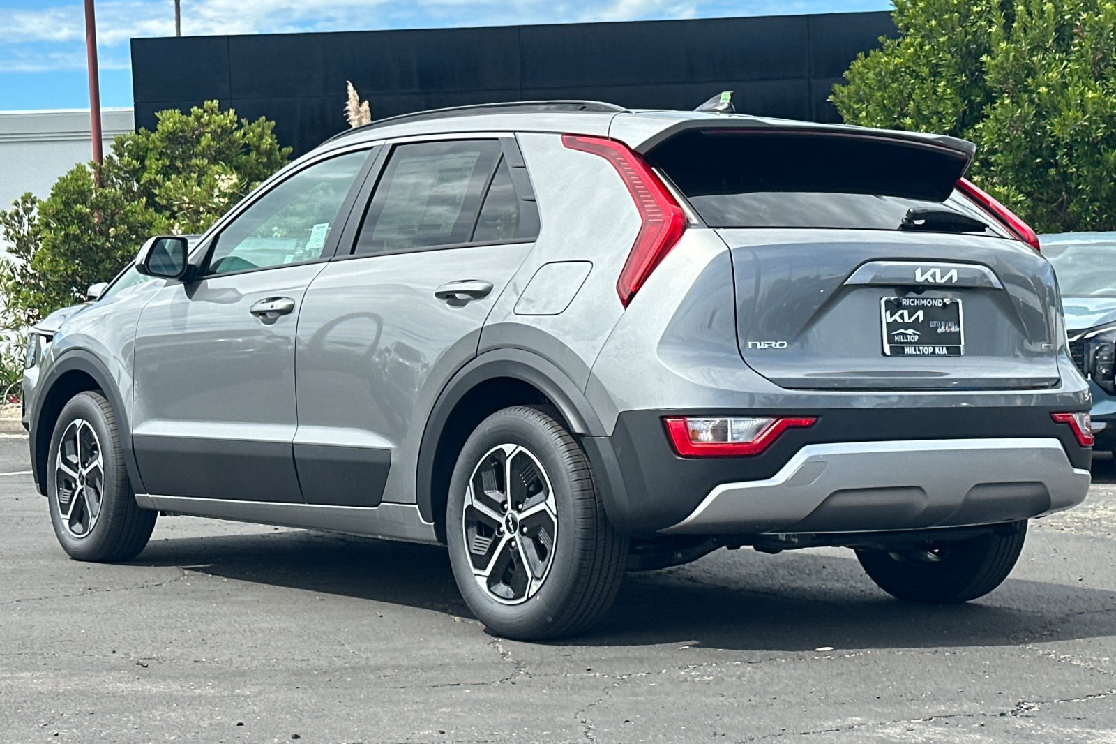 New 2026 Kia Niro EX FWD image 6