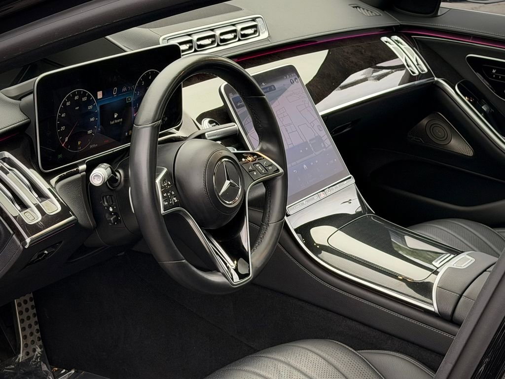 Used 2022 Mercedes-Benz S 500 4MATIC w/ AMG Line Package image 15