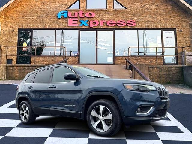 Used 2020 Jeep Cherokee Limited image 1