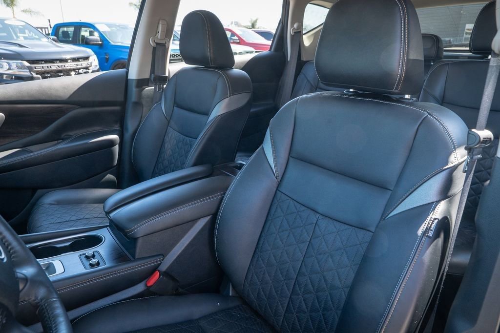 Used 2024 Nissan Murano Platinum w/ Cargo Package image 15