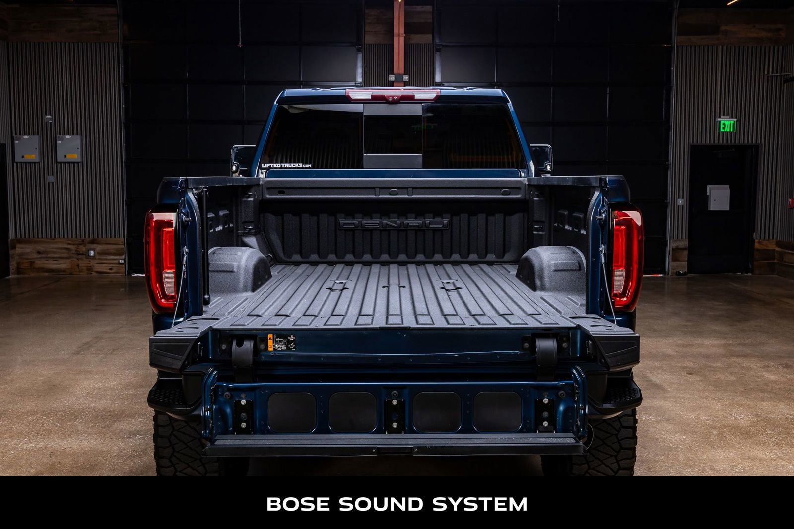 Used 2020 GMC Sierra 2500 Denali w/ Denali Ultimate Package image 8