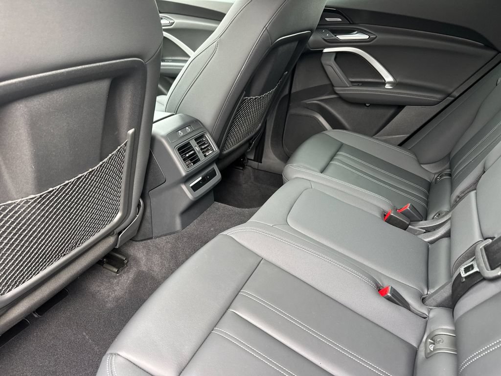 Used 2025 Audi Q5 Premium w/ Premium Plus AWD/4WD image 15