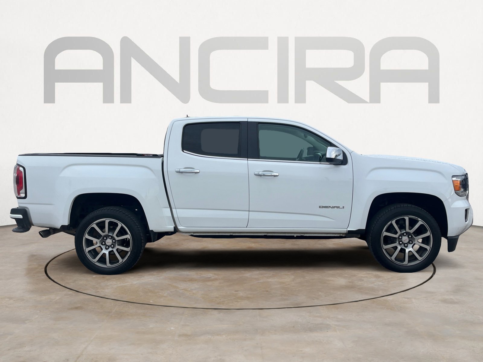 Used 2019 GMC Canyon Denali image 11