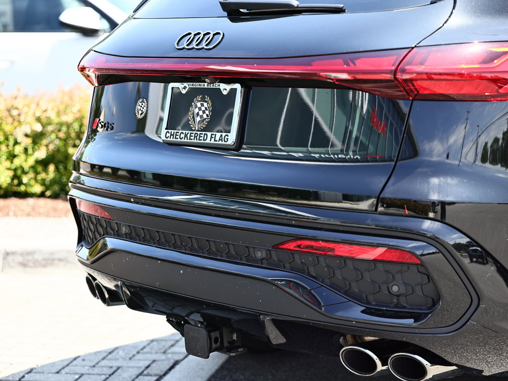 New 2026 Audi SQ5 Prestige AWD/4WD image 9