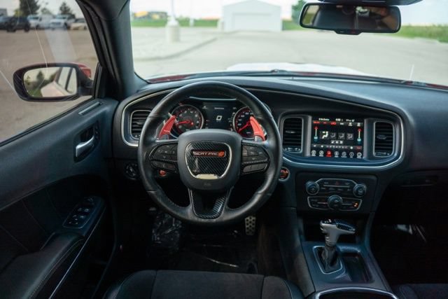 Used 2017 Dodge Charger R/T Scat Pack w/ Beats Audio Group RWD image 9