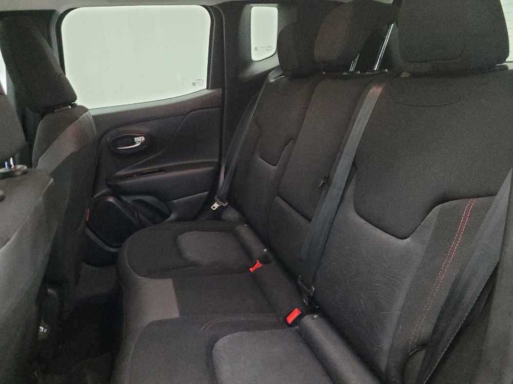 Used 2021 Jeep Renegade Trailhawk AWD/4WD image 18