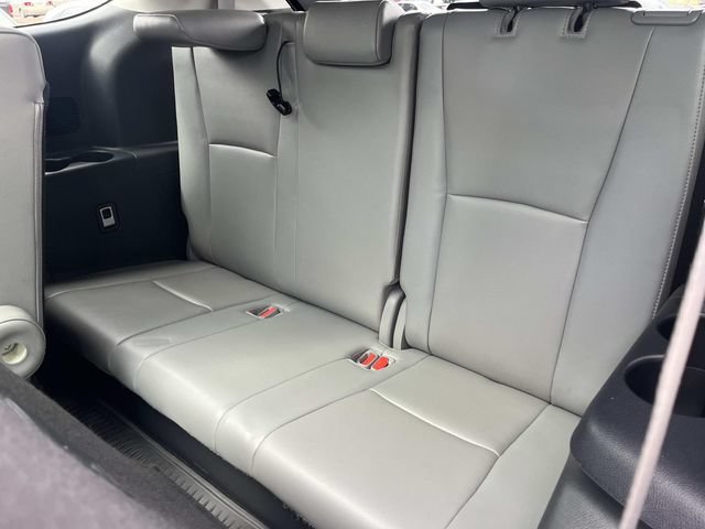 Used 2022 Toyota Highlander Platinum AWD/4WD image 23