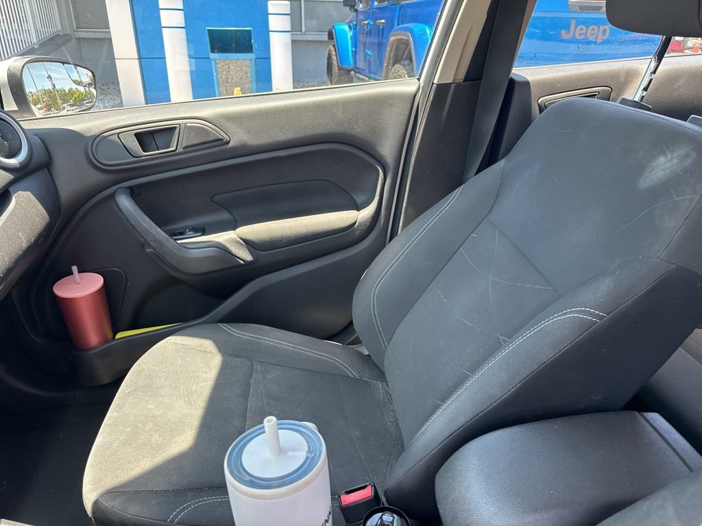 Used 2019 Ford Fiesta SE FWD image 16