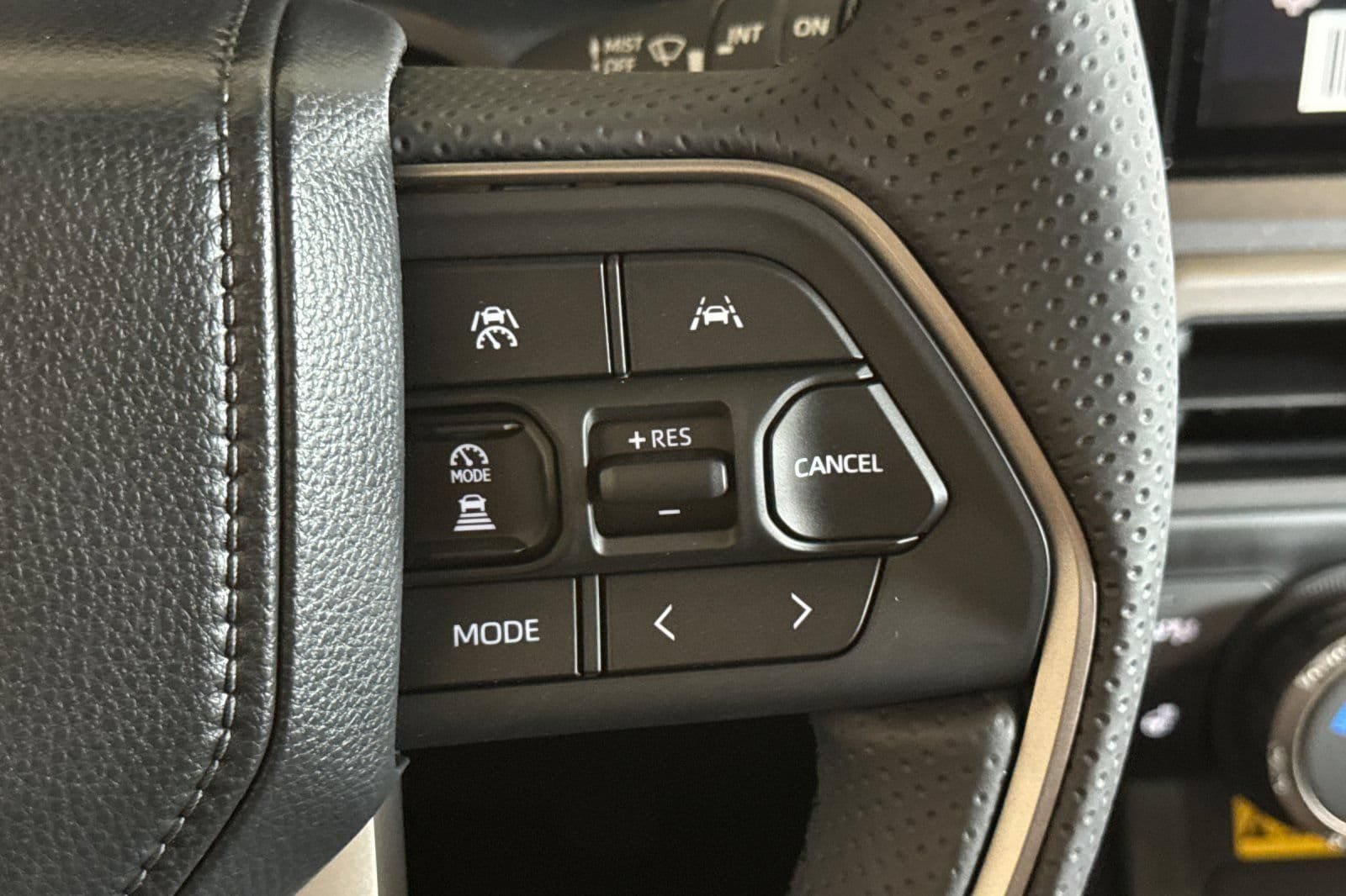 New 2026 Toyota 4Runner TRD Off-Road Premium AWD/4WD image 31