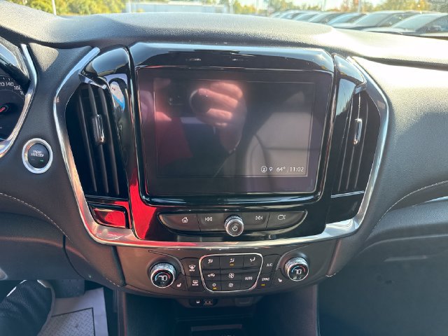 Used 2023 Chevrolet Traverse LT AWD/4WD image 22