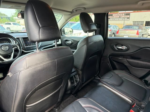 Used 2014 Jeep Cherokee Trailhawk w/ Comfort/Convenience Group AWD/4WD image 17