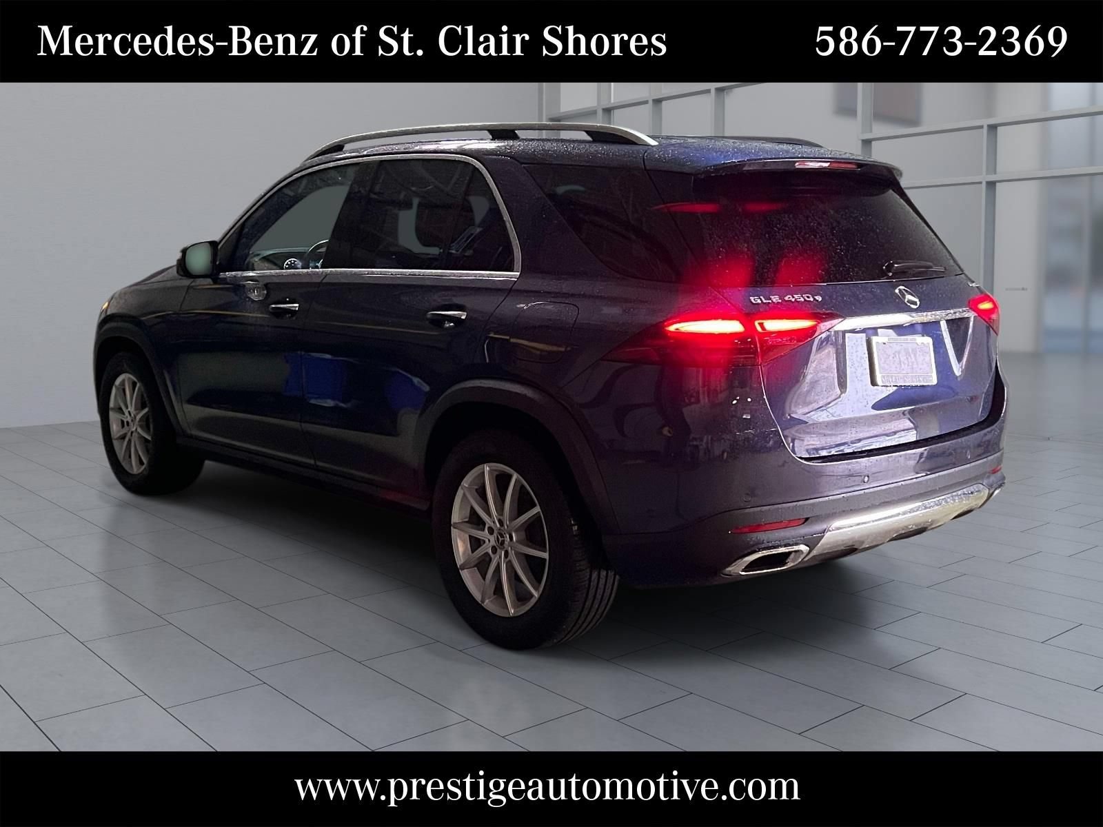 Certified 2024 Mercedes-Benz GLE 450e 4MATIC image 3
