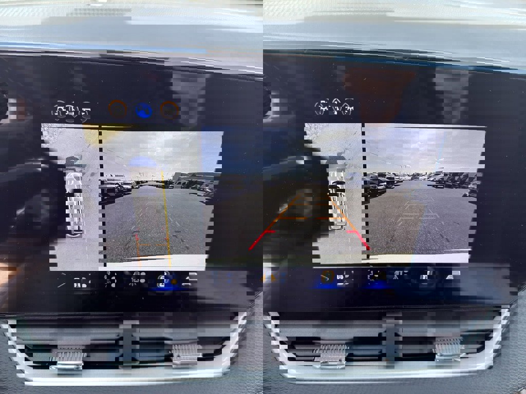 New 2026 Chevrolet Equinox LT w/ Convenience Package II image 11