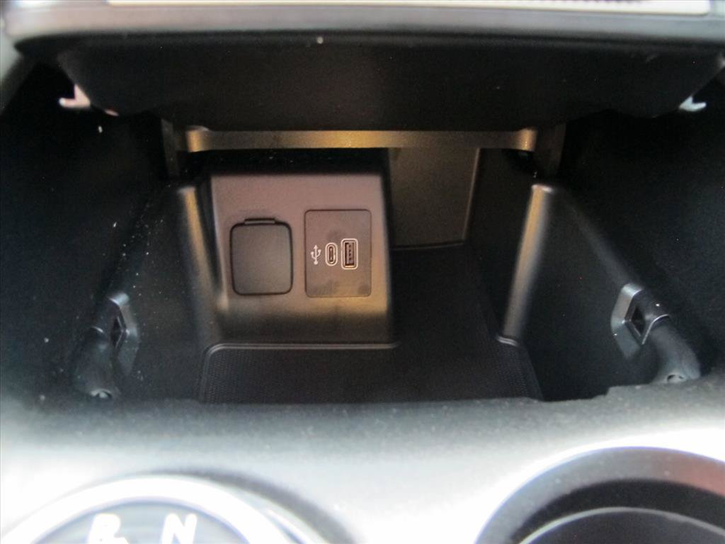 Used 2025 Ford Explorer Active RWD image 10