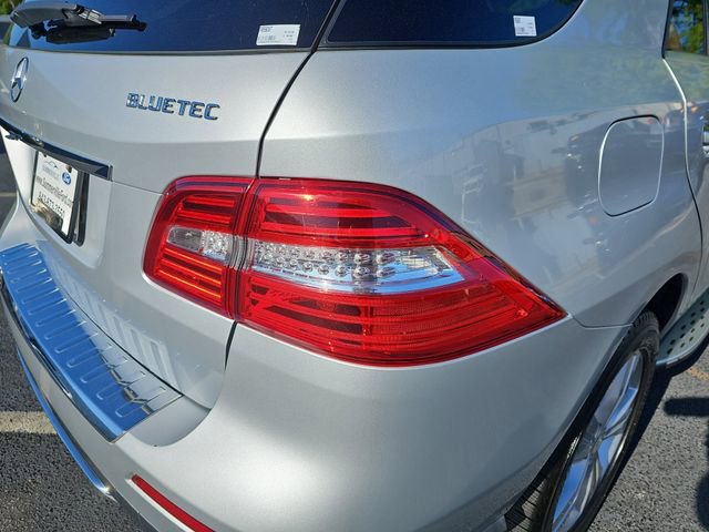 Used 2015 Mercedes-Benz ML 250 BlueTEC 4MATIC image 35
