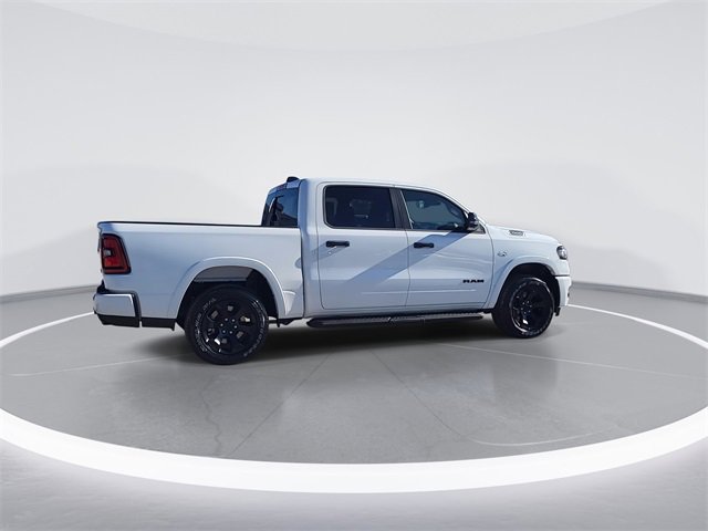 New 2026 RAM 1500 4x4 Crew Cab image 8