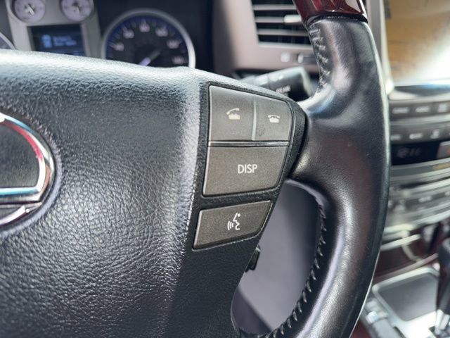 Used 2011 Lexus LX 570 570 w/ Luxury Pkg image 23