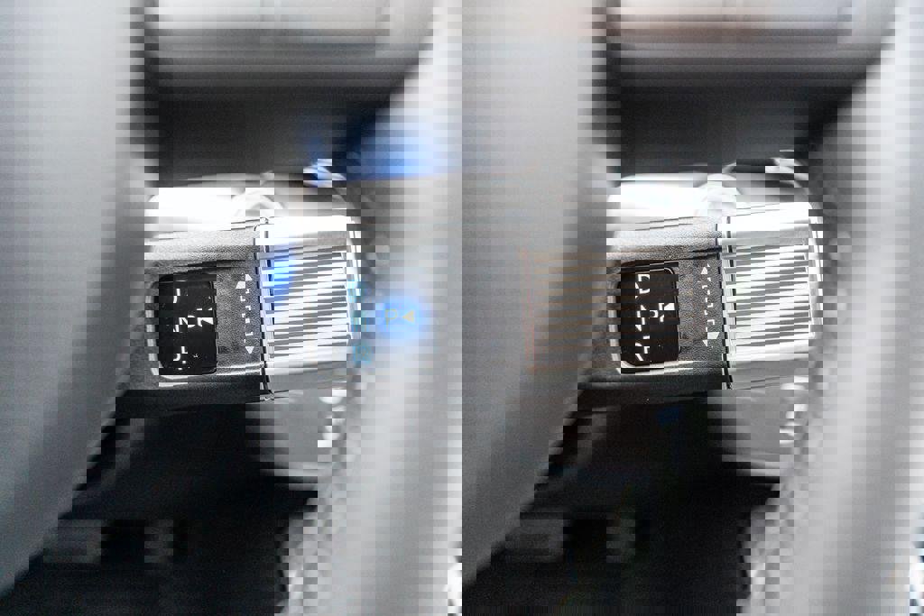 New 2026 Hyundai Kona SEL Premium image 28