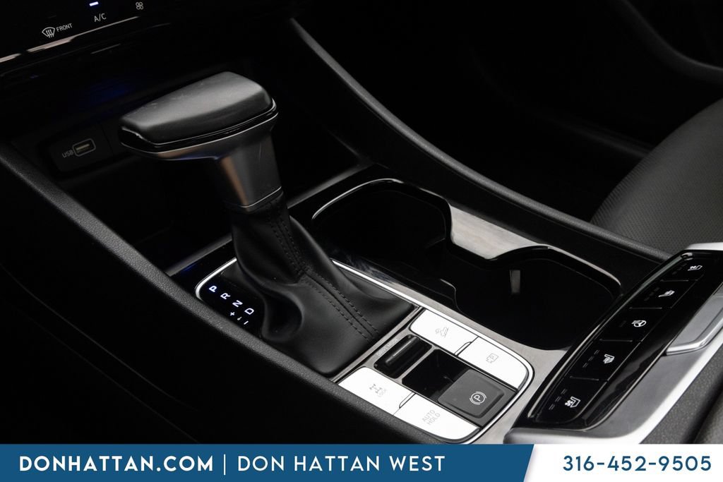 Used 2022 Hyundai Santa Cruz Limited AWD/4WD image 12