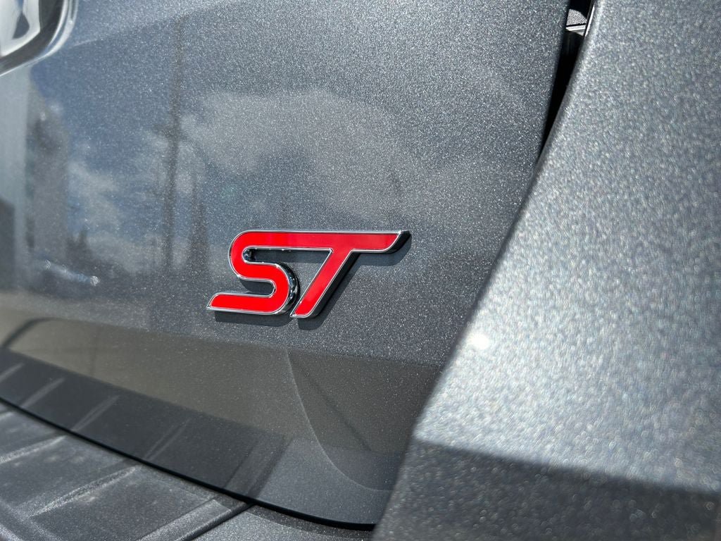 Used 2025 Ford Explorer ST AWD/4WD image 37