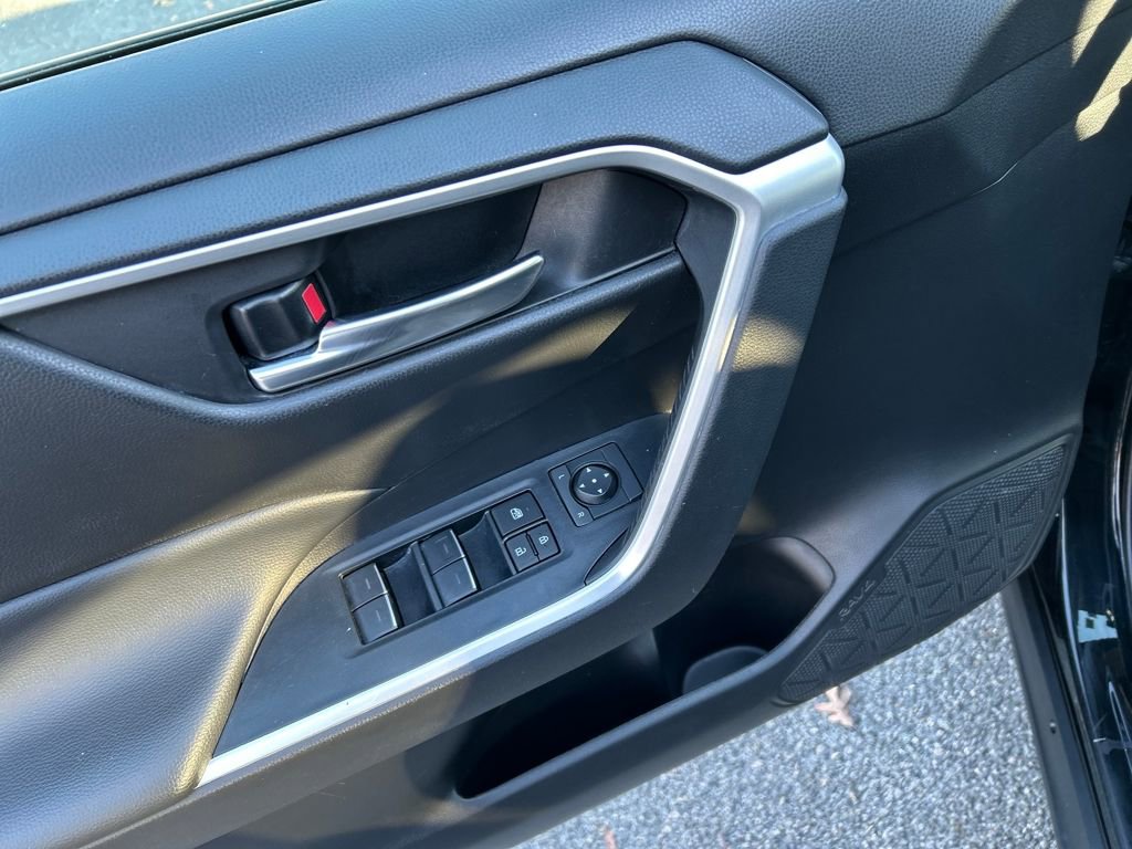 Used 2024 Toyota RAV4 XLE image 14