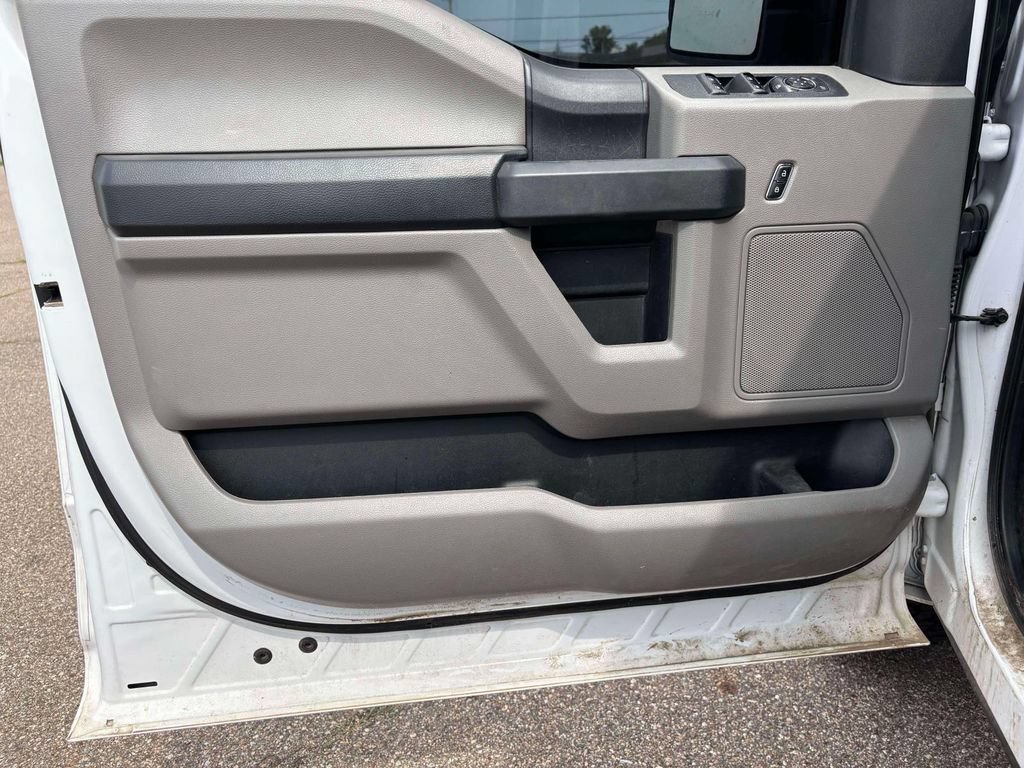 Used 2019 Ford F150 XL w/ Equipment Group 101A Mid AWD/4WD image 5