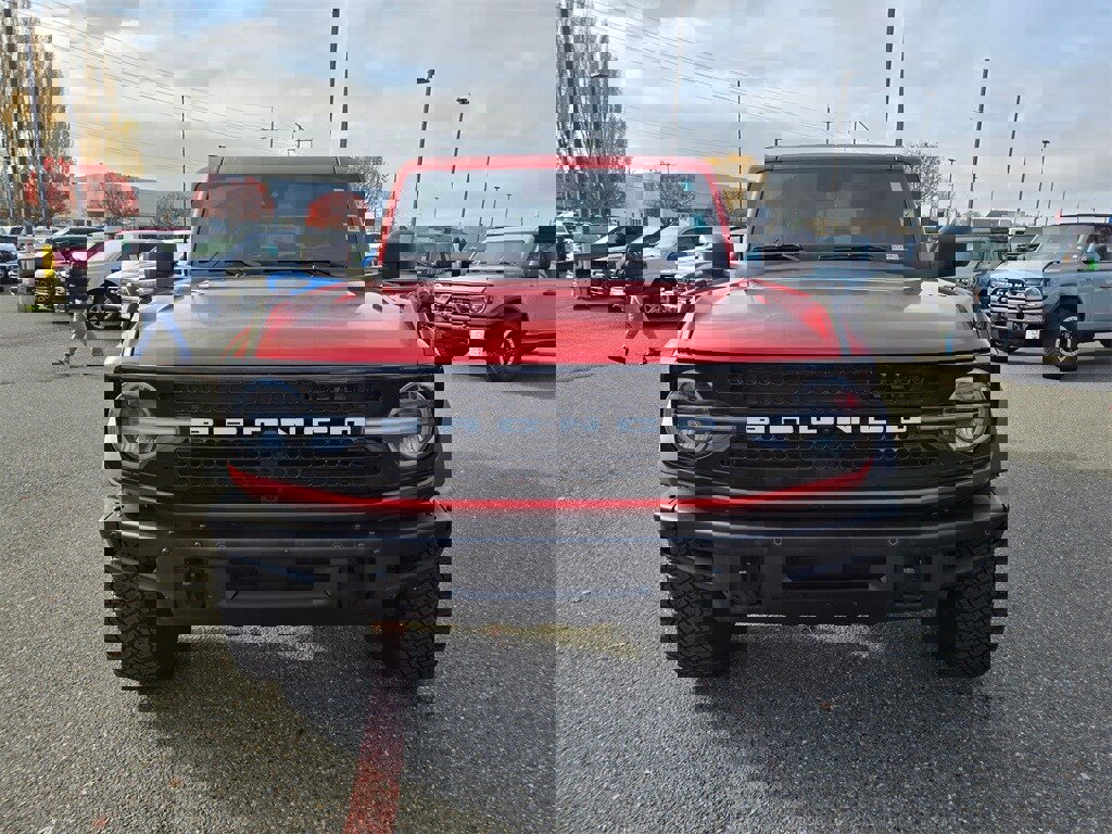 Used 2024 Ford Bronco Wildtrak image 2