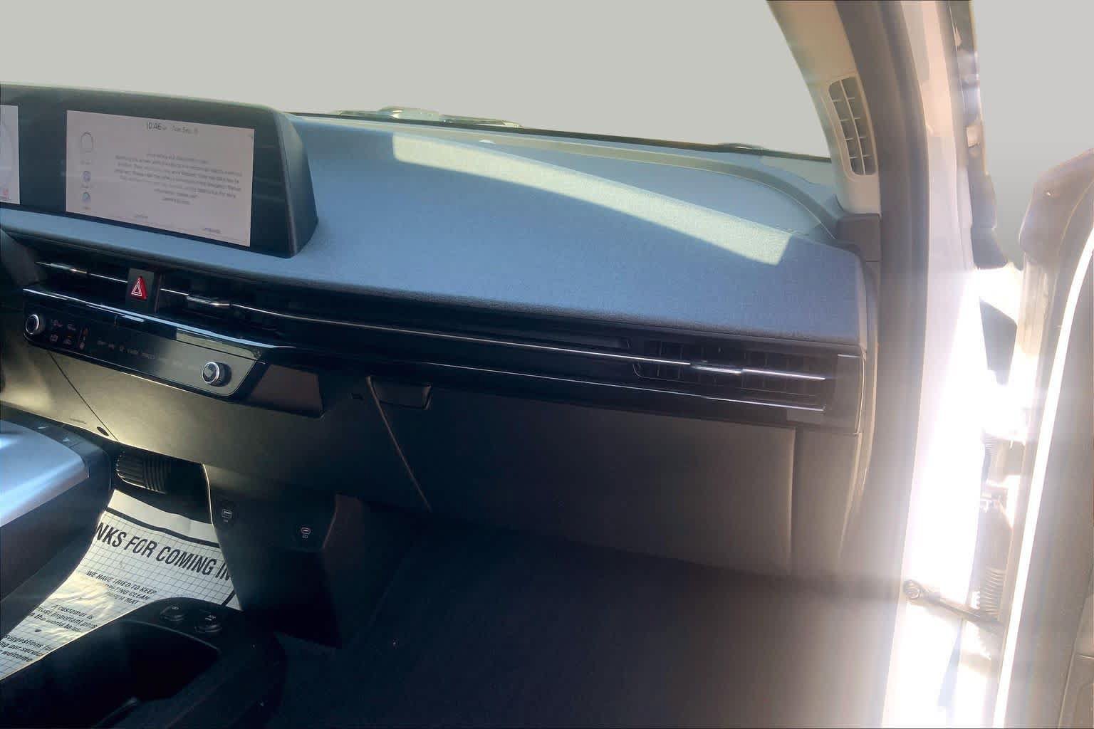 Used 2024 Kia EV6 Light RWD image 16