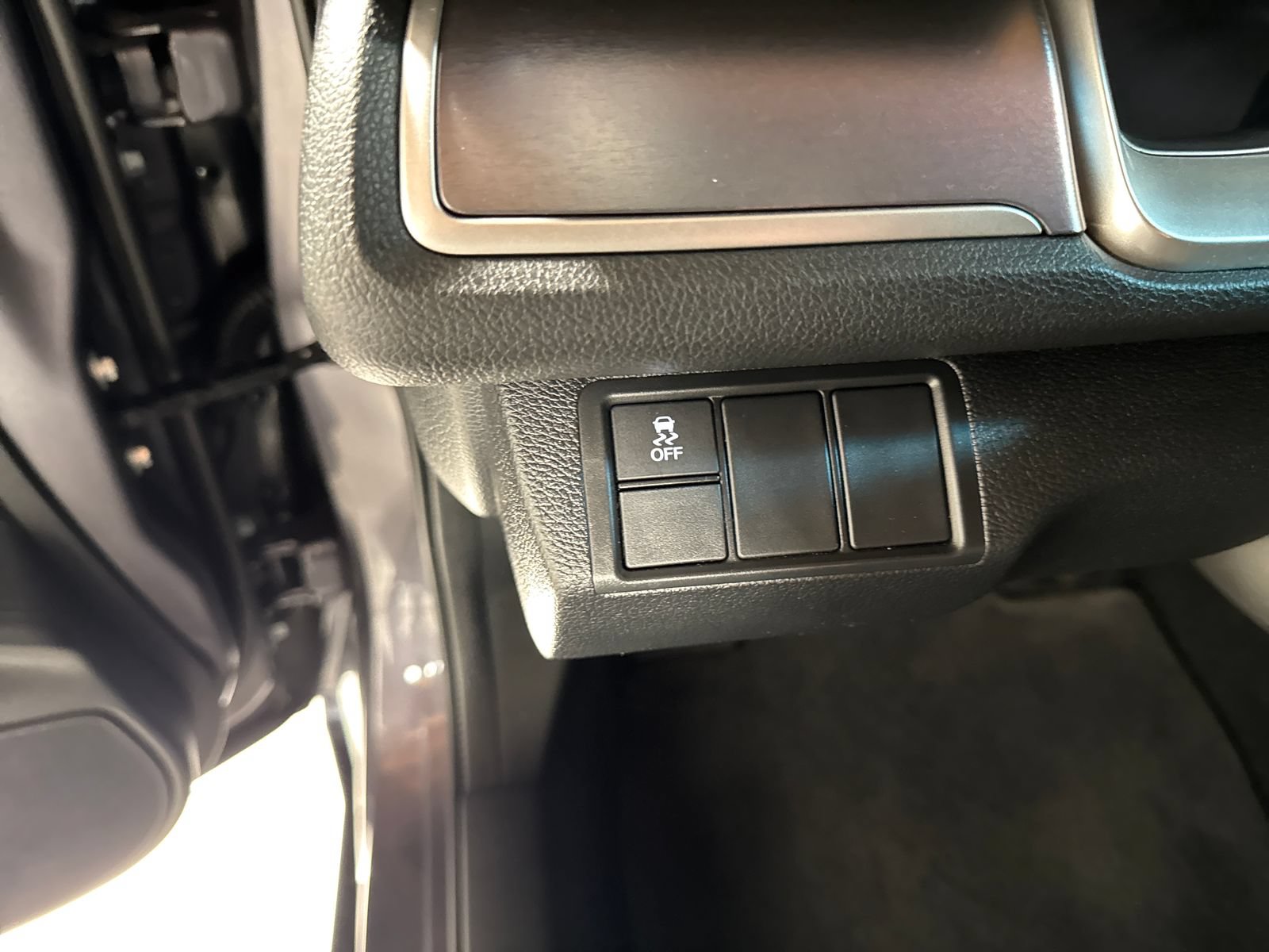 Used 2017 Honda Civic EX-T image 18