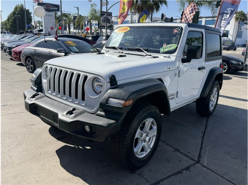 Used 2020 Jeep Wrangler Sport AWD/4WD image 3