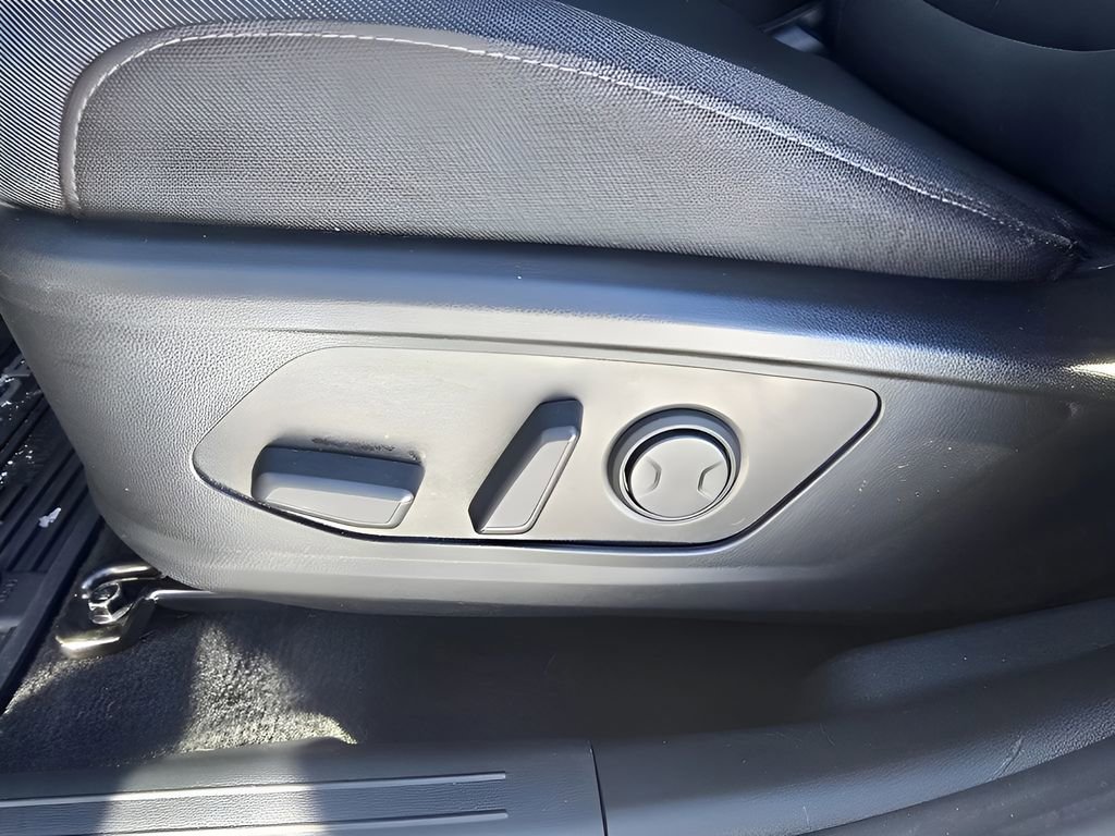 Used 2024 Hyundai Santa Cruz SEL image 16