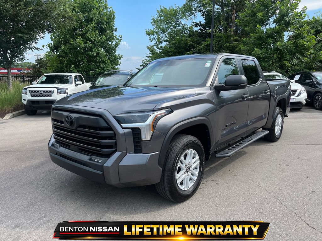 Used 2025 Toyota Tundra SR5 AWD/4WD image 4