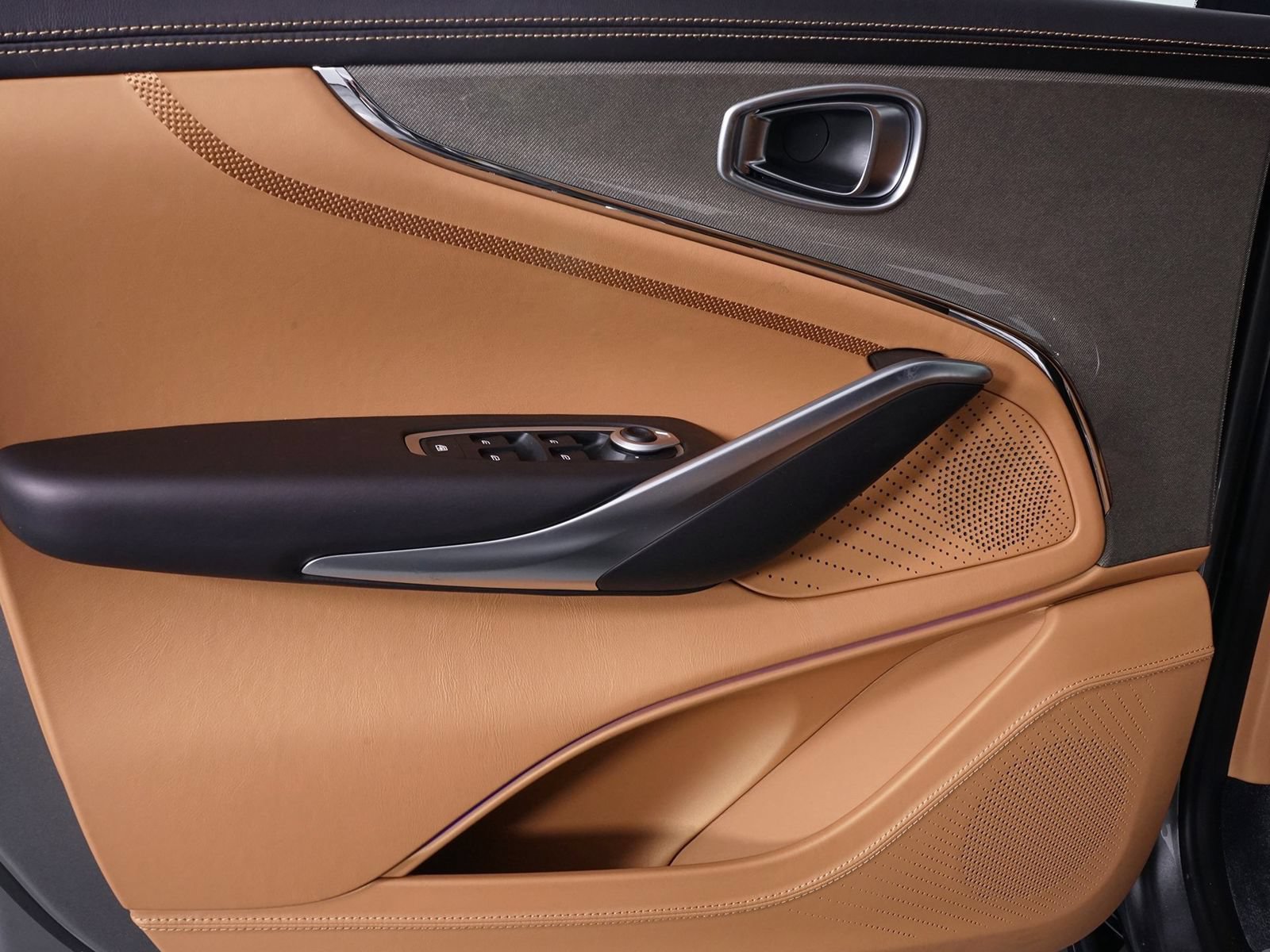 New 2026 Aston Martin DBX 707 AWD/4WD image 37