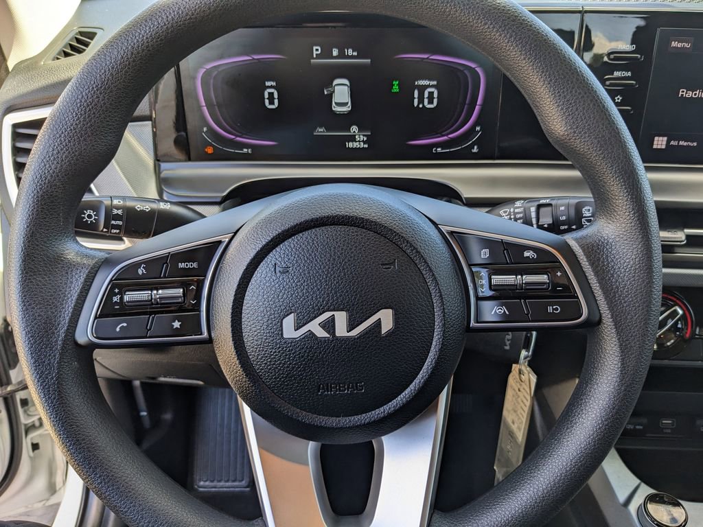 Certified 2025 Kia Seltos LX AWD/4WD image 27